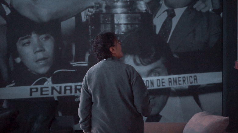 кадр из фильма Lo Efímero del Tiempo