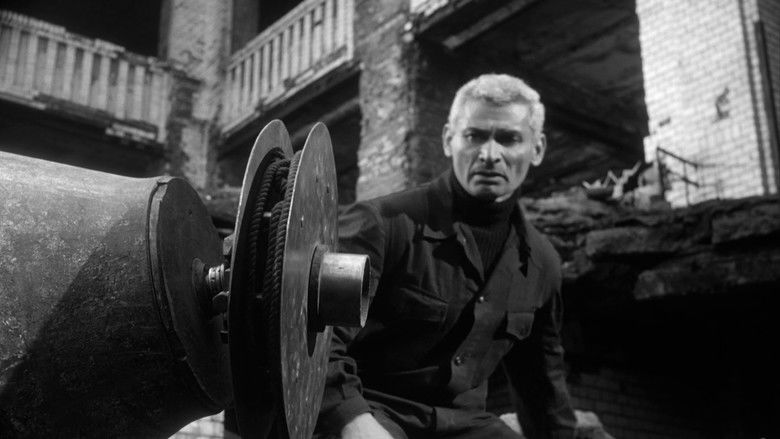 кадр из фильма Ten Seconds to Hell