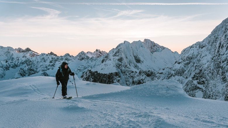 кадр из фильма Traverses - Les Gardiens de la Montagne