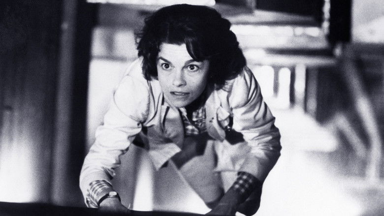 кадр из фильма Кома