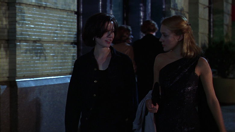 кадр из фильма Последние дни диско