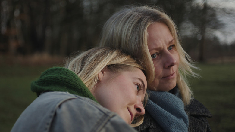 кадр из фильма Ingen kære mor