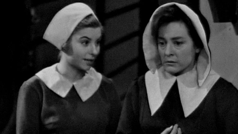 кадр из фильма Las brujas de Salem