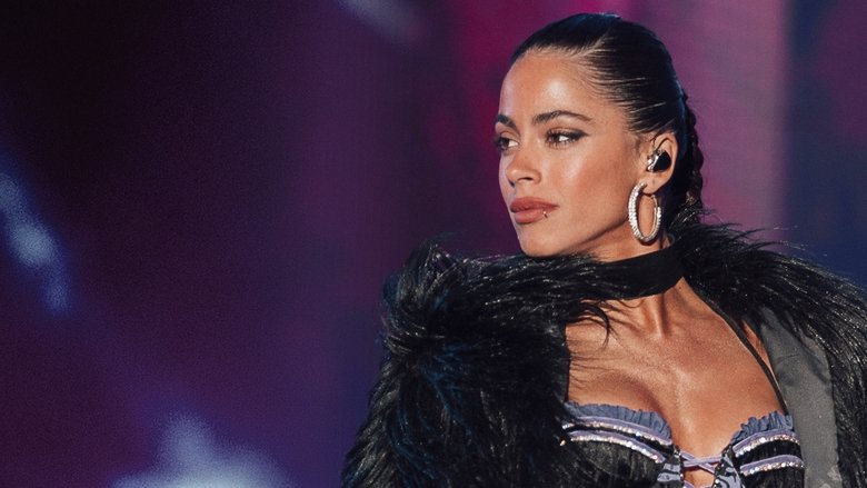 кадр из фильма TINI Tour 2022: La despedida del año