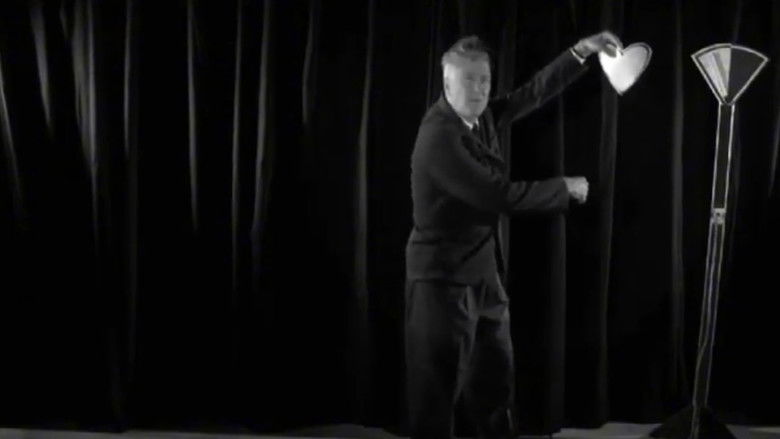 кадр из фильма Hollyshorts Greeting