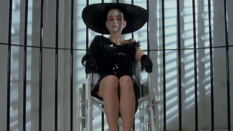 кадр из фильма Шоковая терапия