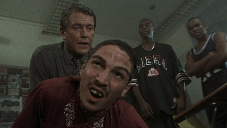 кадр из фильма Замена