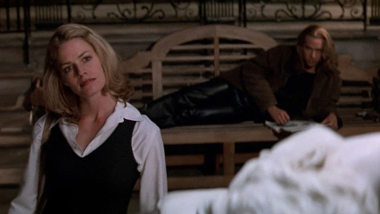 кадр из фильма Святой