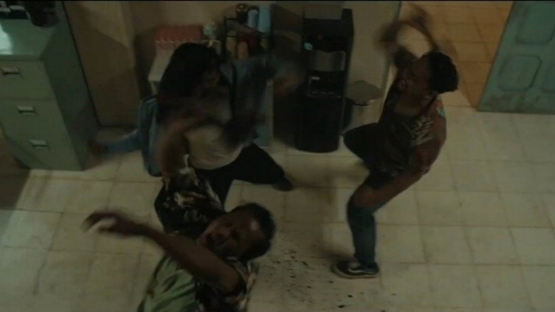 кадр из фильма Ikatan Darah