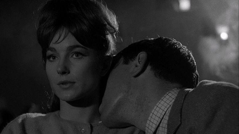 кадр из фильма Lunch Hour