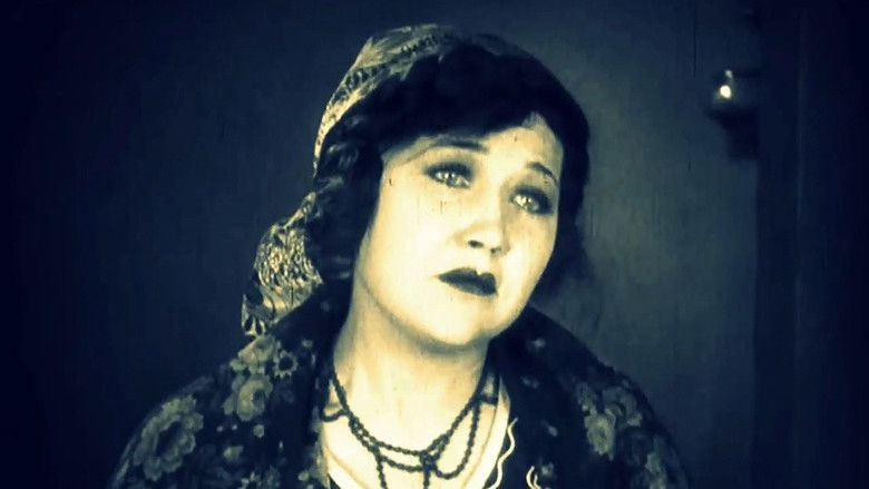 кадр из фильма The Show