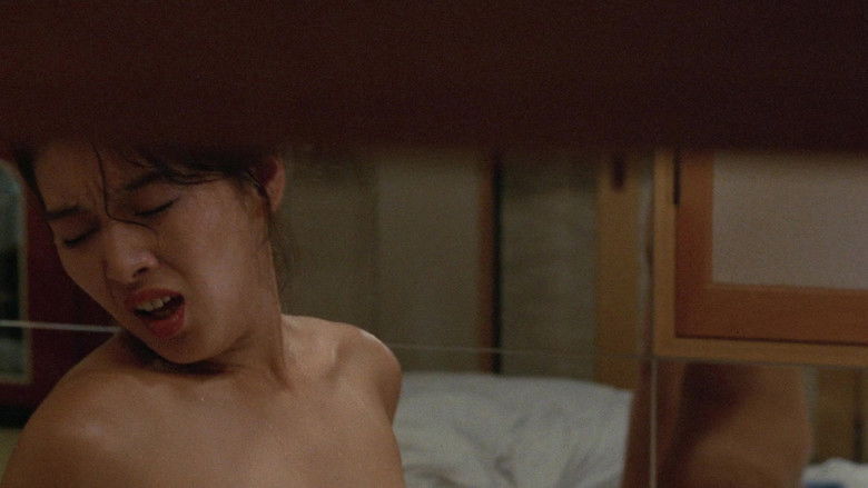 кадр из фильма ラブホテル　只今満室