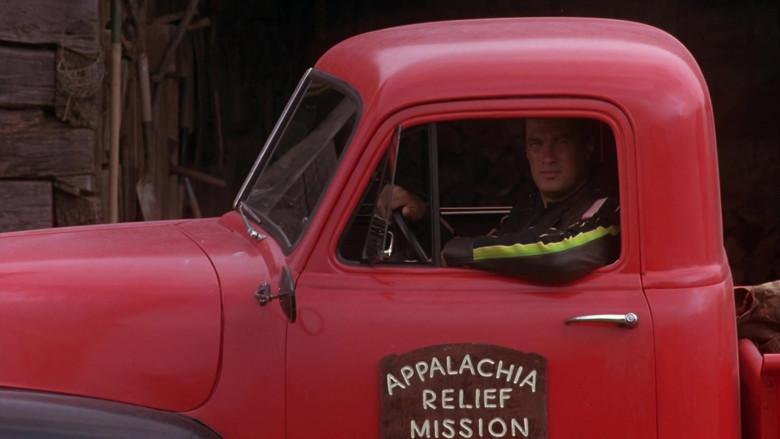 кадр из фильма Огонь из преисподней