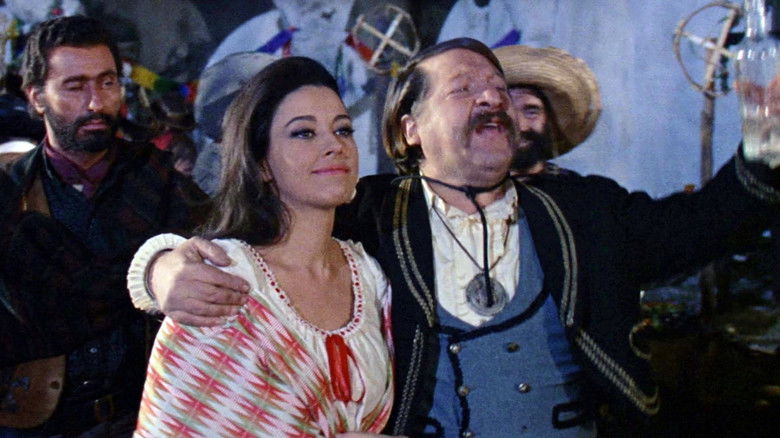 кадр из фильма Всё для всех