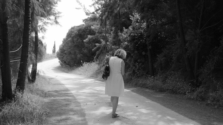 кадр из фильма Live Tropical Fish