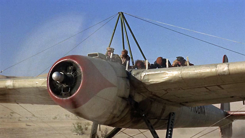 кадр из фильма Полет Феникса