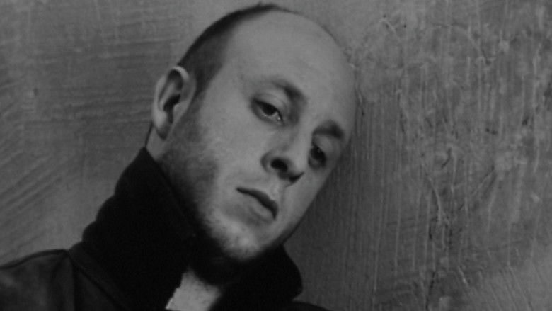 кадр из фильма Après le trou