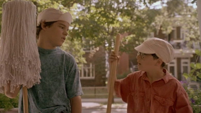 кадр из фильма Tirelire combines & Cie