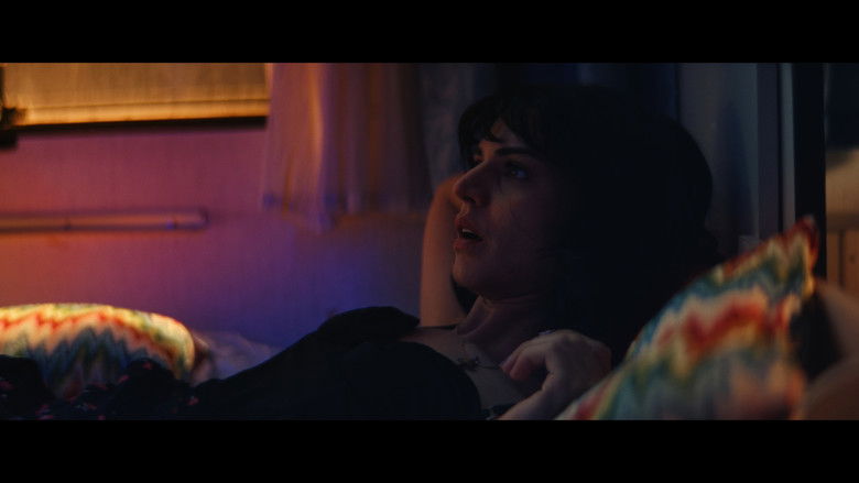 кадр из фильма La Notte è un Giorno Dispari