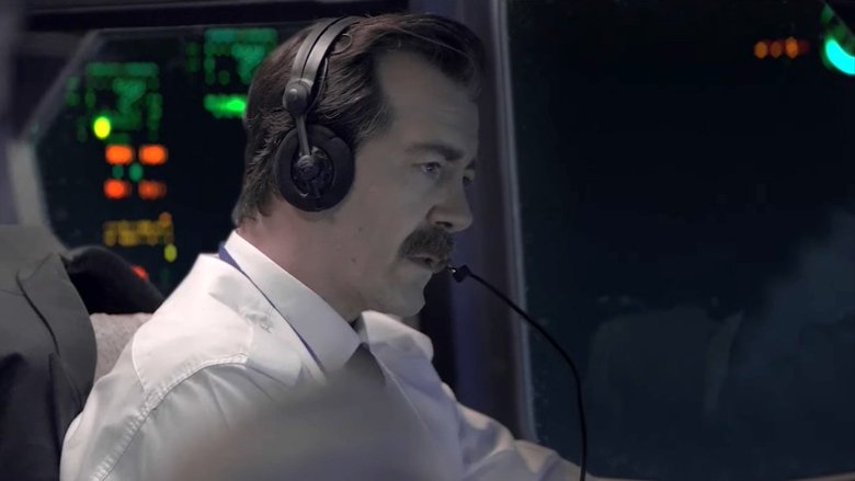 кадр из фильма Uçuş 811