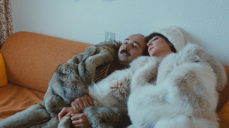 кадр из фильма Загорелые на лыжах