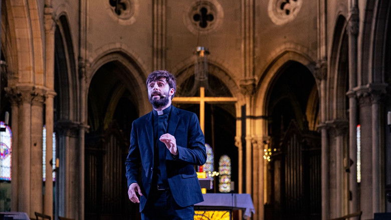 кадр из фильма Monsieur le Curé fait sa crise