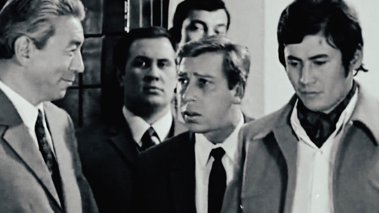 кадр из фильма Зима - не полевой сезон