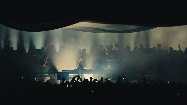 кадр из фильма Fred again.. & Thomas Bangalter: Live at Alexandra Palace in London (USB002)