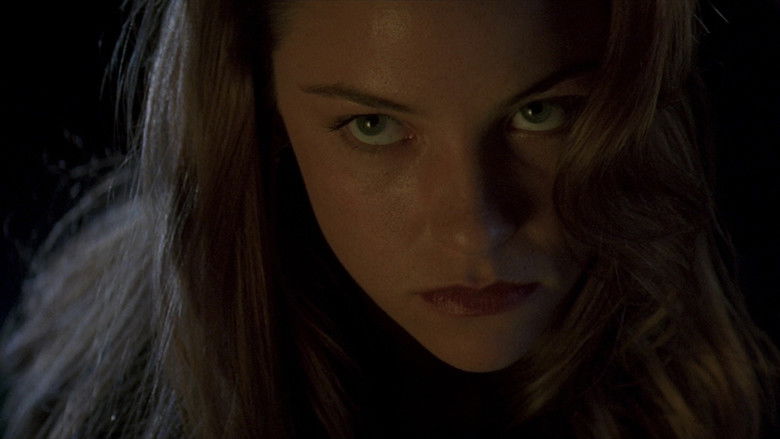 кадр из фильма Там внутри