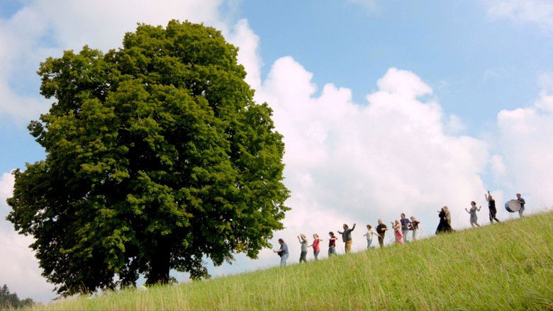 кадр из фильма Täterätää - Die Kirche bleibt im Dorf 2