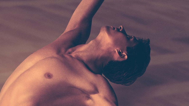 кадр из фильма Нуреев. Белый ворон