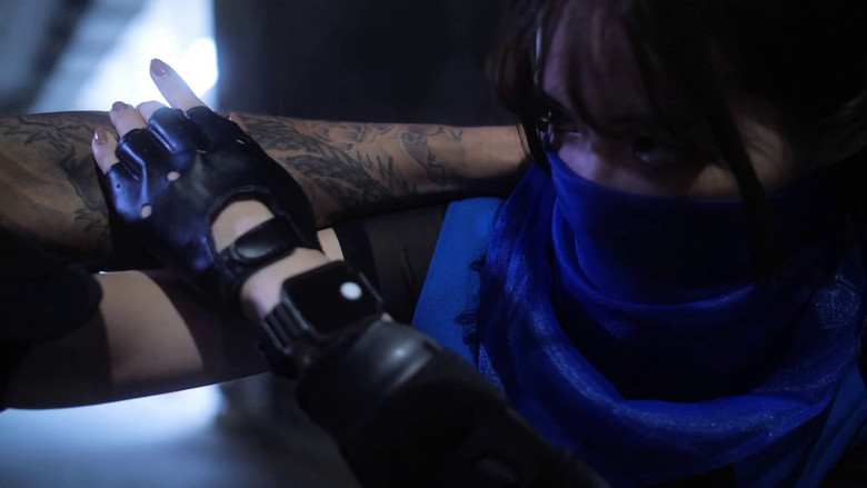 кадр из фильма LADY NINJA ～青い影～