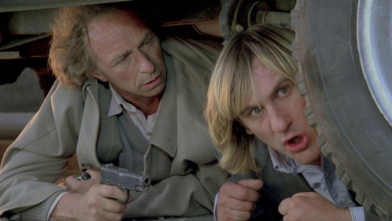 кадр из фильма Беглецы