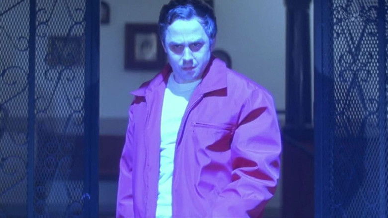 кадр из фильма Две жизни Грея Эванса