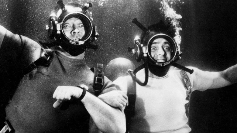 кадр из фильма Don't Give Up the Ship