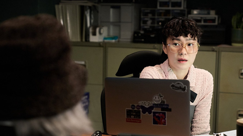 кадр из фильма Старуха с ножом