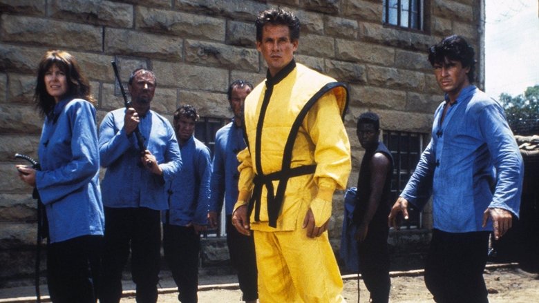 кадр из фильма Американский ниндзя 4: Полное уничтожение