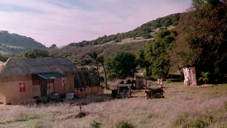 кадр из фильма Узник рая