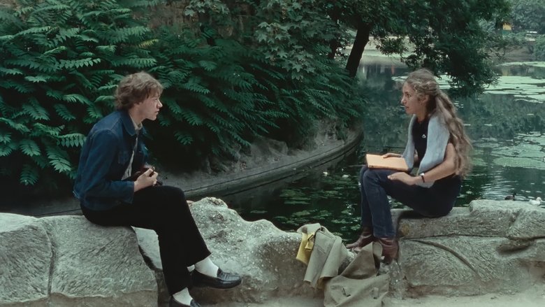 кадр из фильма Жена летчика