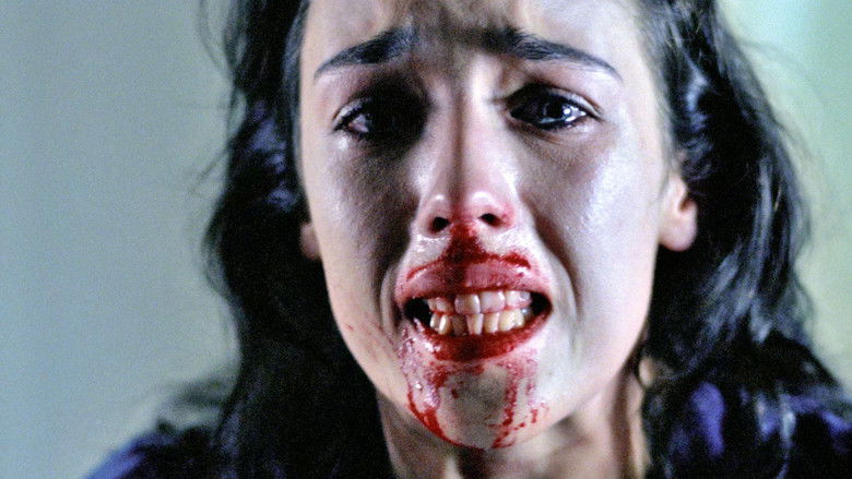 кадр из фильма Одержимая