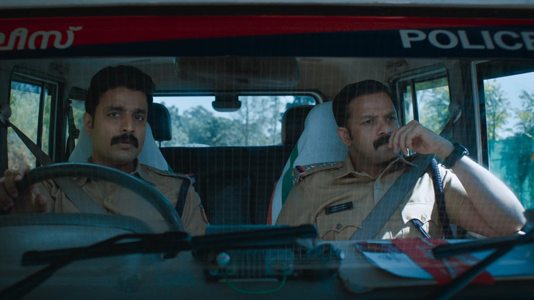 кадр из фильма ജോൺ ലൂഥർ