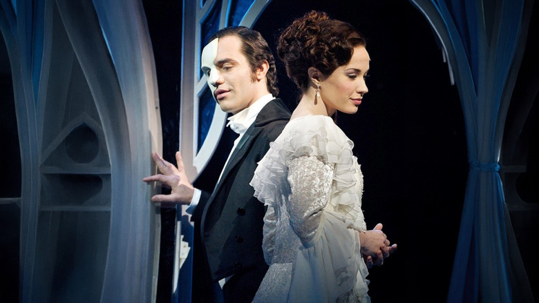 кадр из фильма Love Never Dies