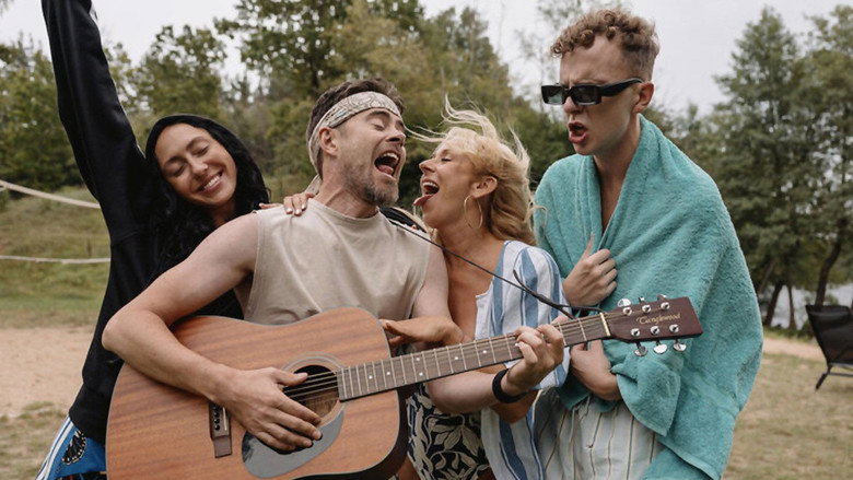 кадр из фильма Šeima į gamtą