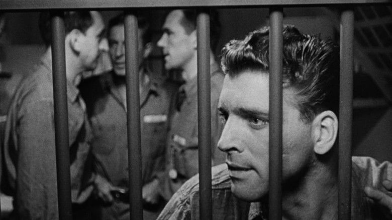 кадр из фильма Грубая сила