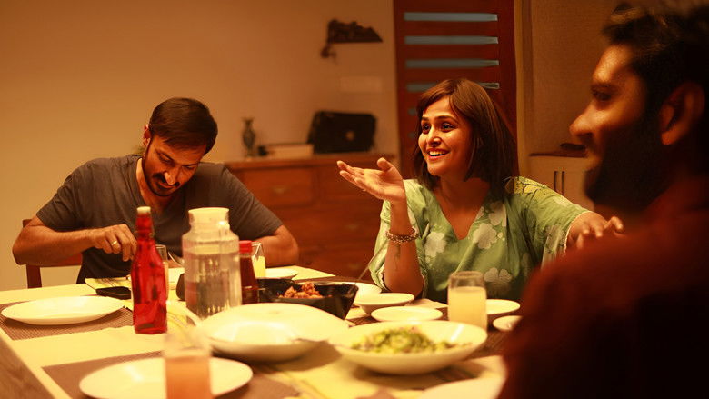 кадр из фильма ബി 32 മുതൽ 44 വരെ