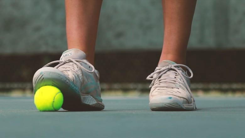 кадр из фильма Racket Slingers