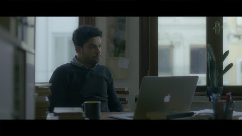 кадр из фильма Bir An Sonra Tıpkı Bir Düş Gibi