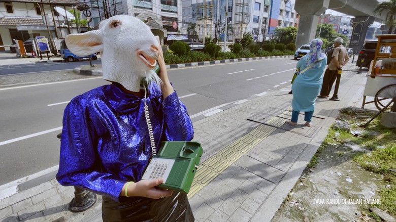 кадр из фильма Jawa Randu Di Jalan Jalang