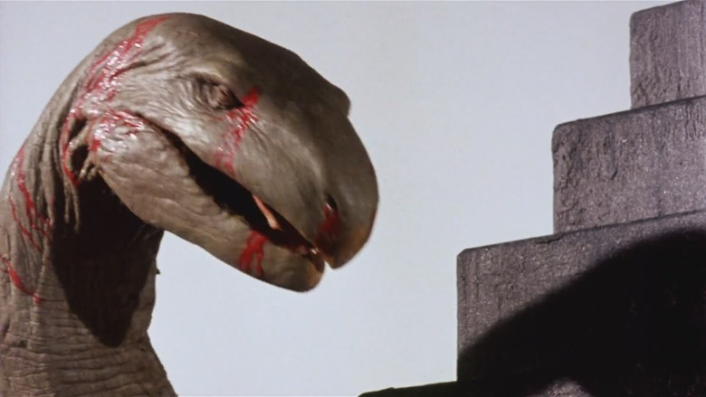 кадр из фильма Кью