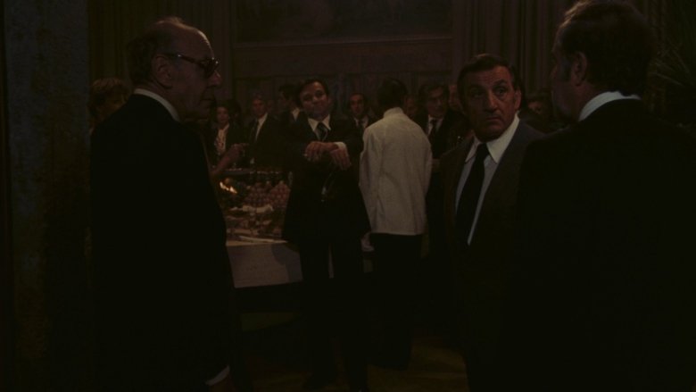 кадр из фильма Сиятельные трупы